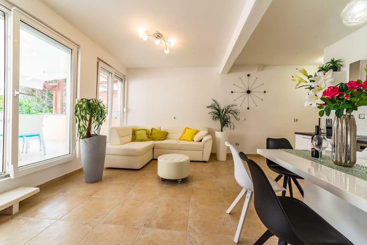 Ln New Apartment Split Luaran gambar