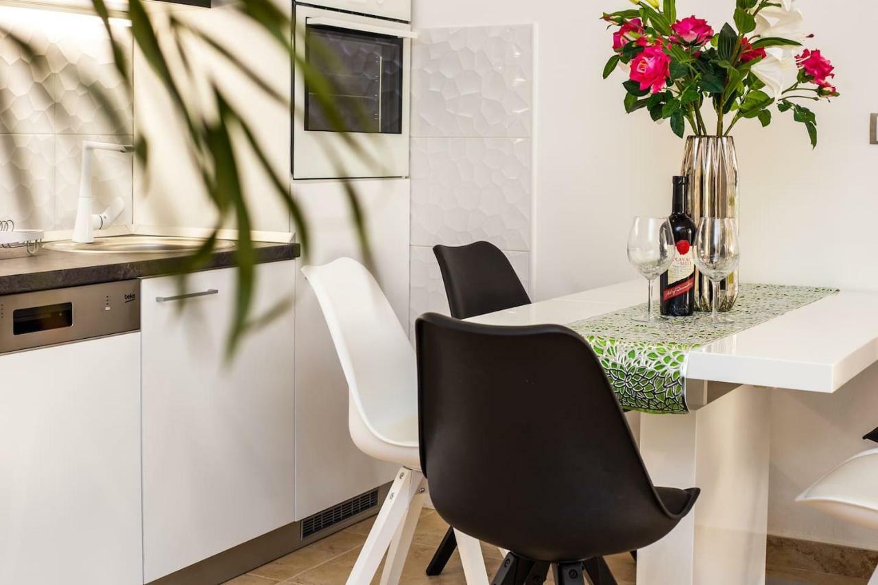 Ln New Apartment Split Luaran gambar